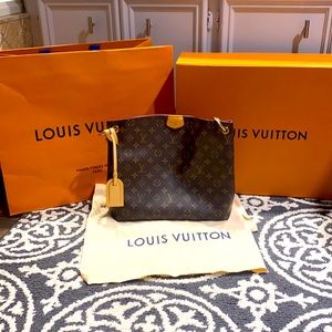 Authentic Louis Vuitton graceful PM